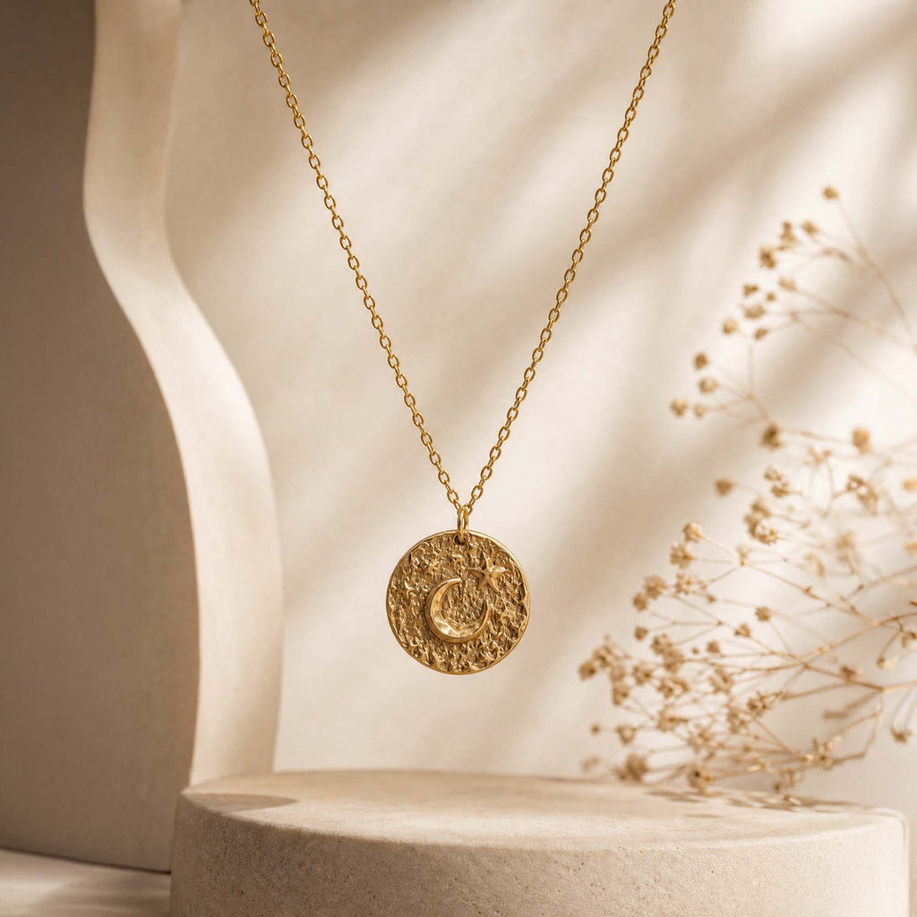 Ivy 18K Gold Pendant