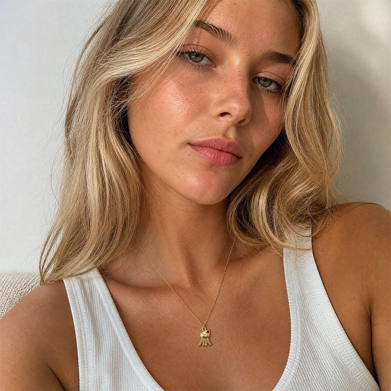 Occy 18K Pendant