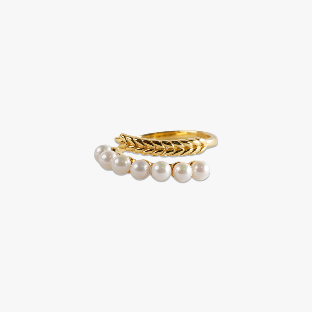 # Pearlflow Ring 18K Gold Plated 925 Silver with White Pearls and Leaf Design